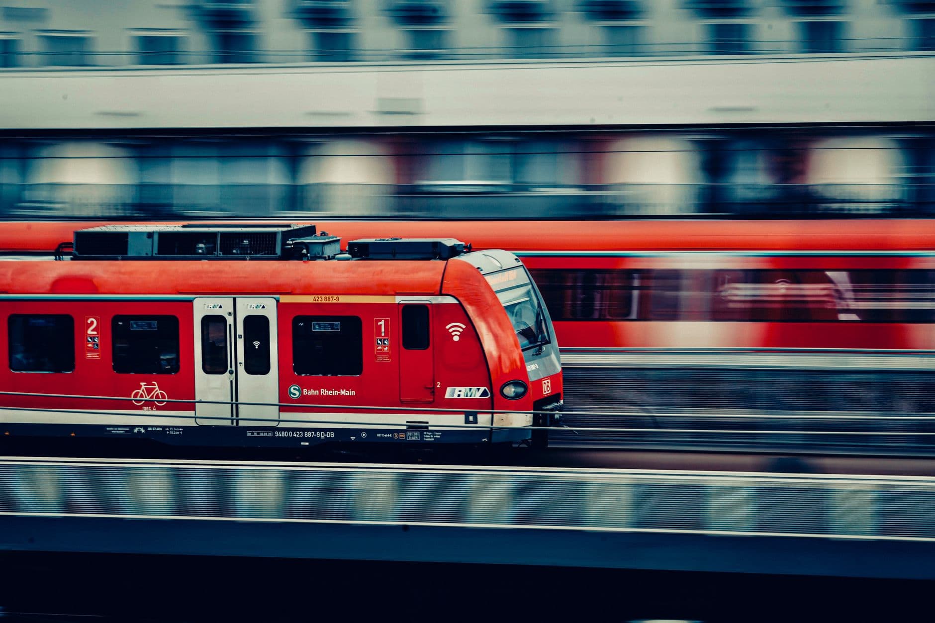 Ansturm zum Sommerbeginn: Nord- und Ostsee ausgebucht, Bahn warnt vor Baustellen