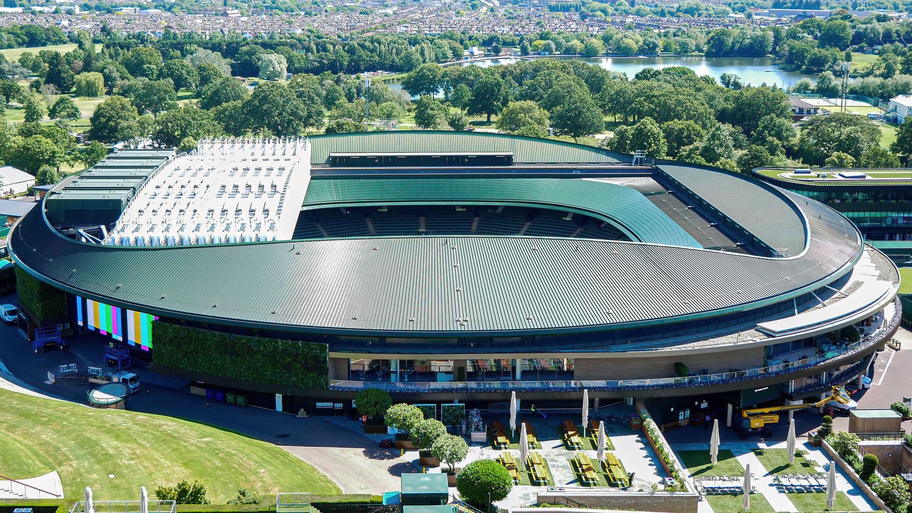 Rasensaison vor Wimbledon: Deutsche Tennisprofis stellen von Sand auf Rasen um – Symbolbild