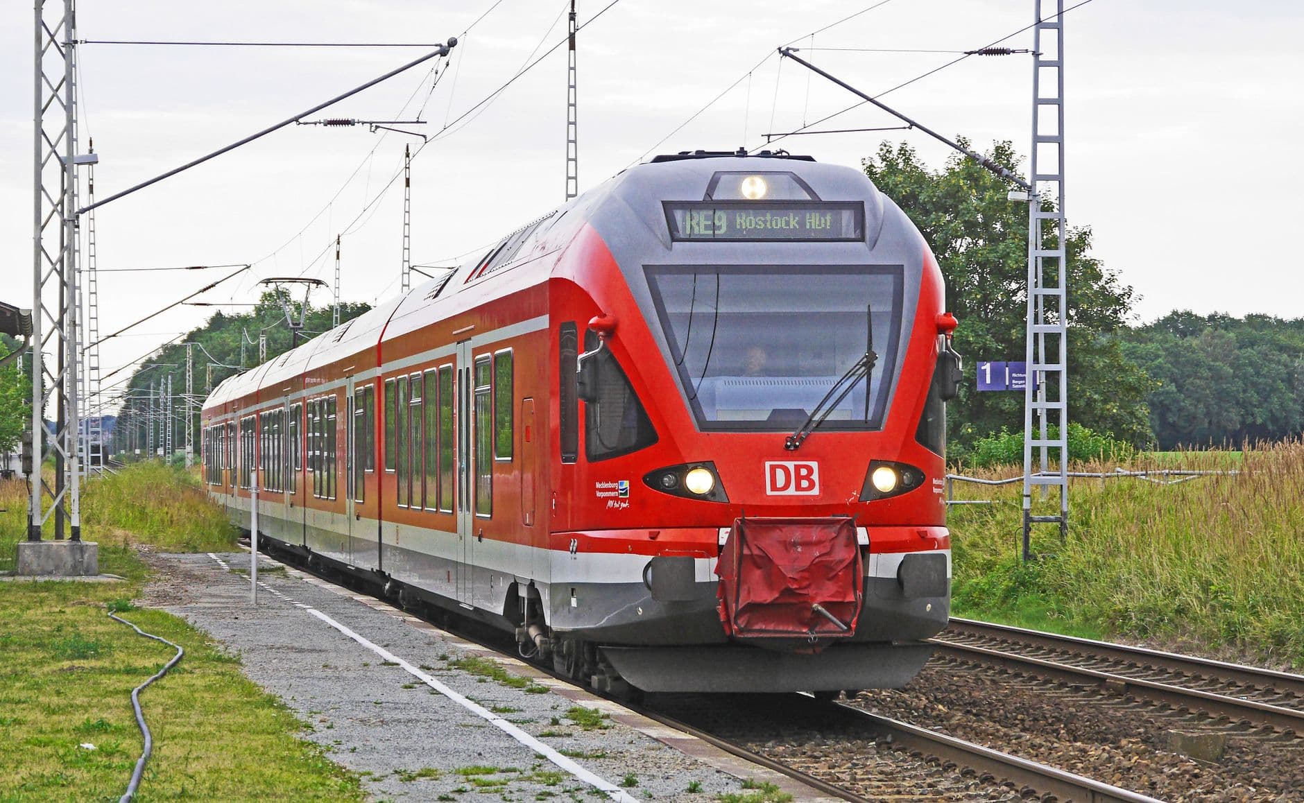 Deutsche Bahn startet Familien-Sommerticket für den Fernverkehr in den Schulferien 2026 – Symbolbild