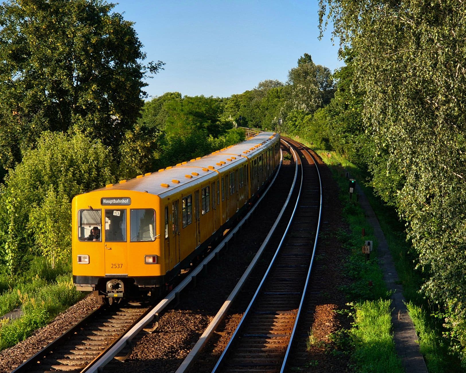 Bahn-Sparpreise im Sommer 2026: Kontingente auf Ferienstrecken früh erschöpft – Symbolbild