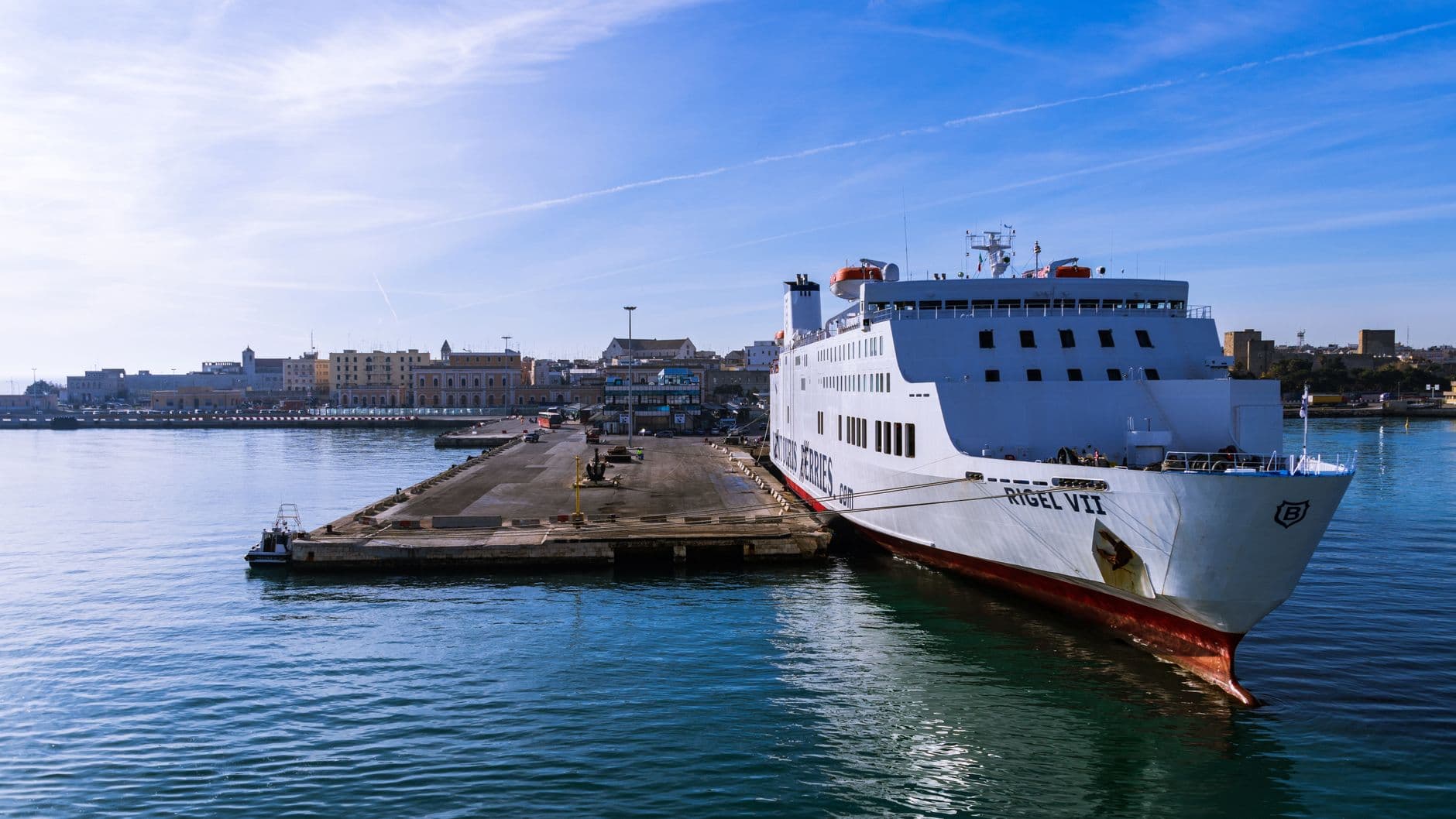 Mittelmeer im Oktober: Günstigere Unterkünfte, ausgedünnte Fähren, Wasser um 20 Grad – Symbolbild
