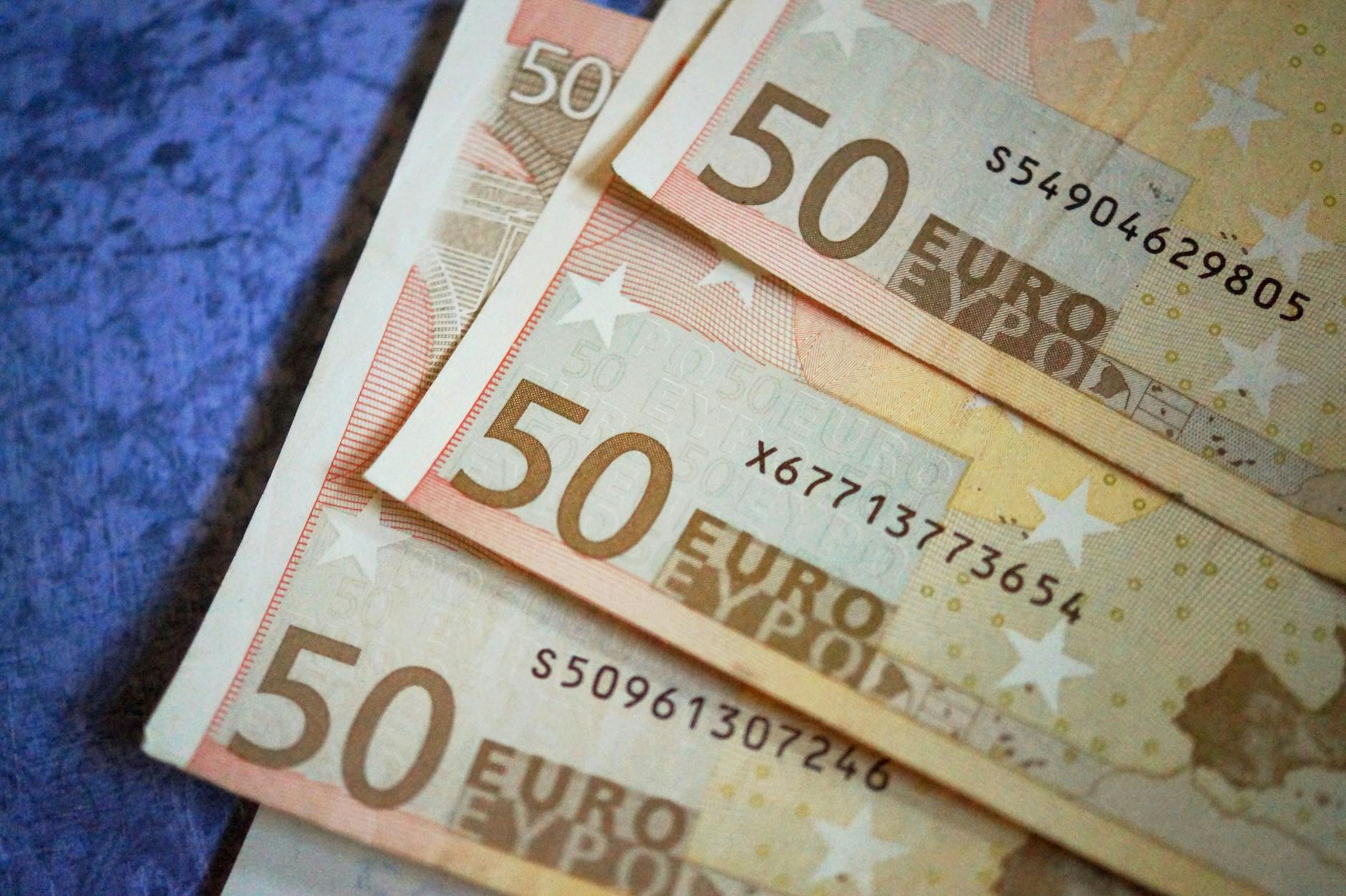 Fünf europäische Städte, die Sie diesen Sommer für unter 50 Euro erreichen können