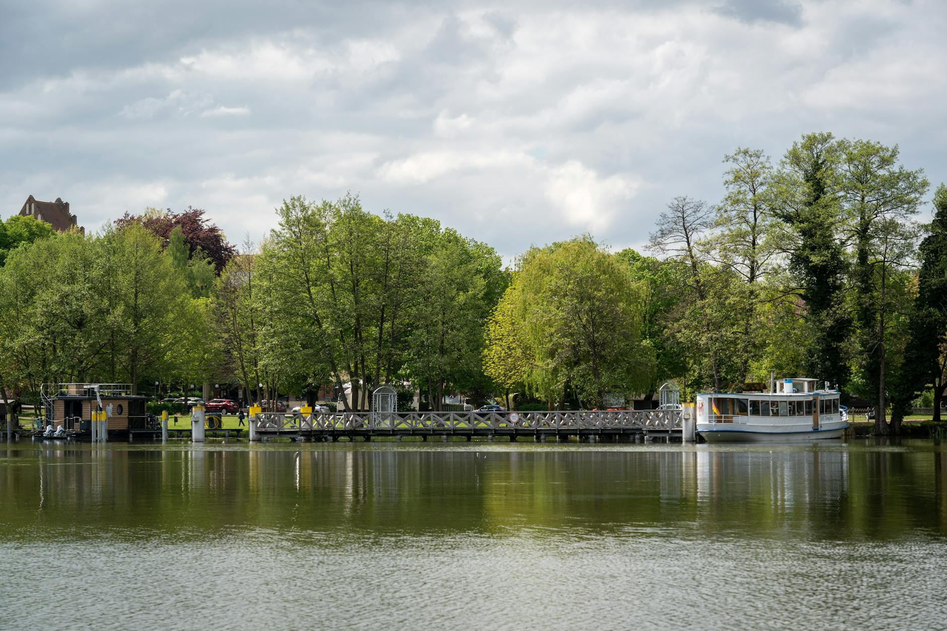Streit um Grillverbote in Stadtparks: Kommunen erhöhen Bußgelder vor Pfingsten