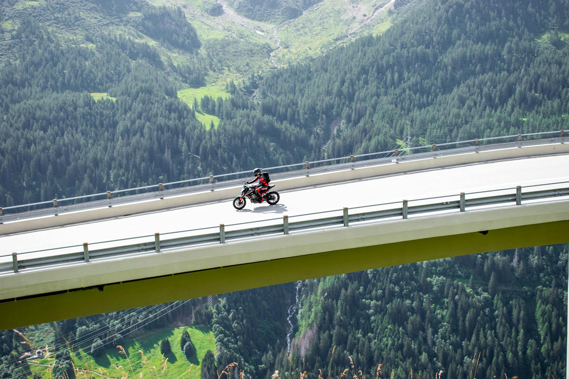 Dosierampel am Brenner: Pfingst-Stau auf A22 erreicht bis zu sechs Stunden